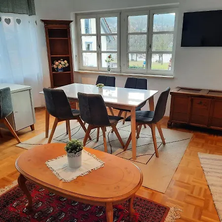Ferienwohnung -main- Ruheplatz Am Wasser דירה Langenprozelten